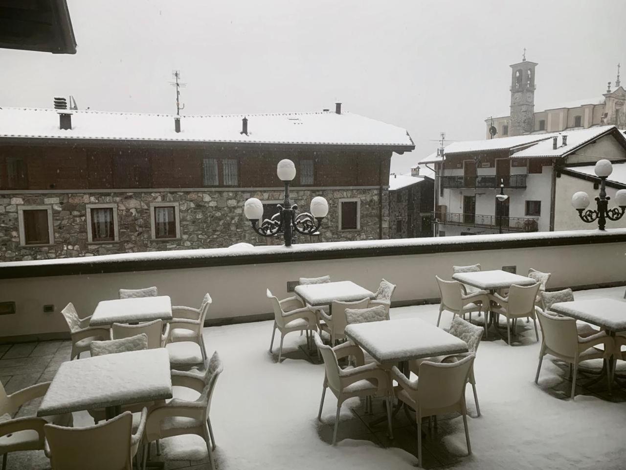 Albergo Venturelli Boario Terme Exterior foto